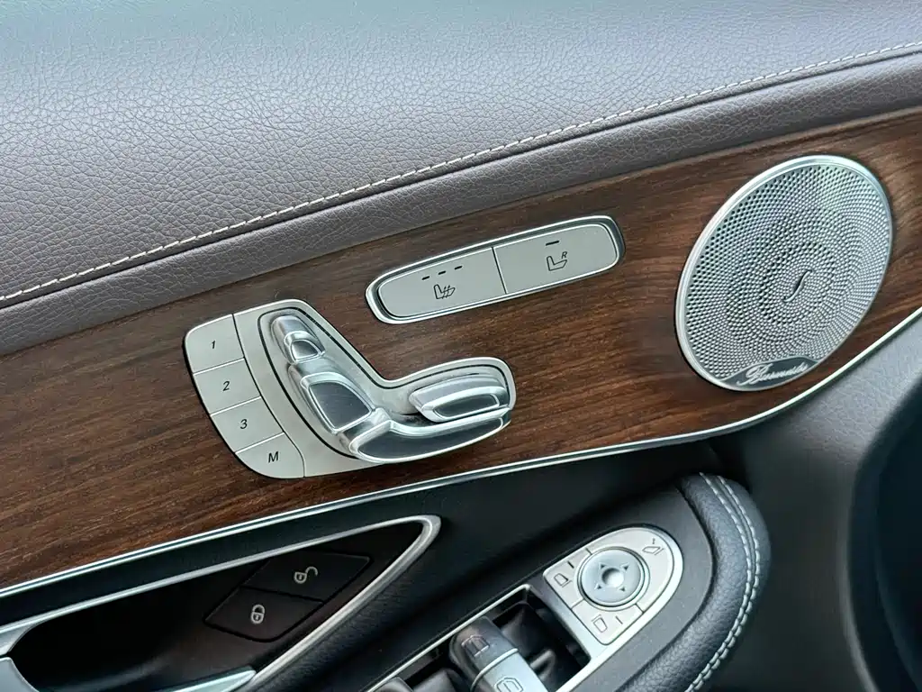 Mercedes-Benz GLC 2021 — фото 19