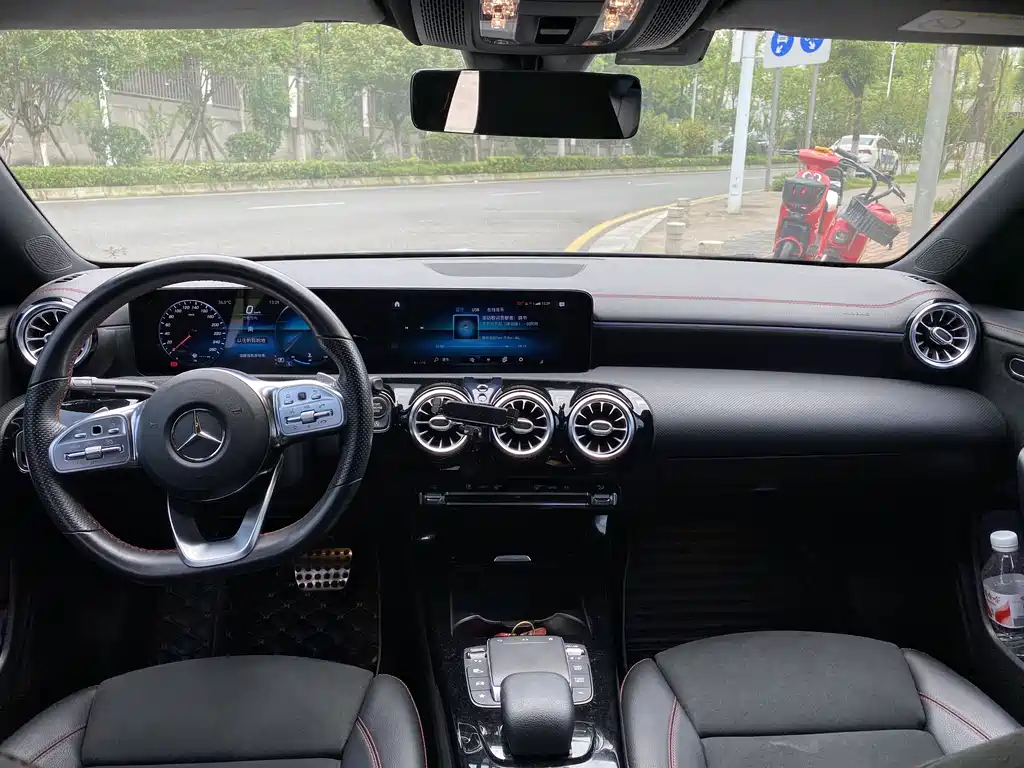 Mercedes-Benz CLA 2020 — фото 13