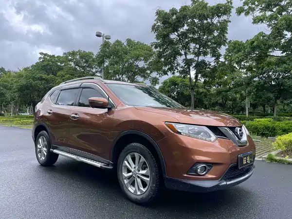 Nissan X-Trail 2015