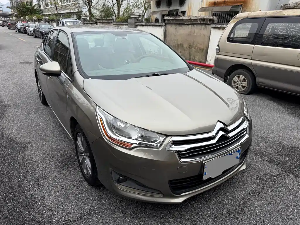 Citroen C4L 2015 — фото 2