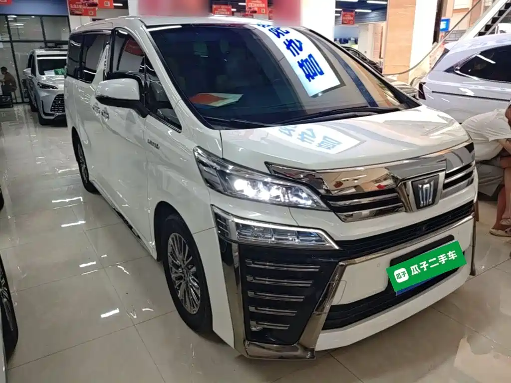 Toyota Vellfire 2021 — фото 4