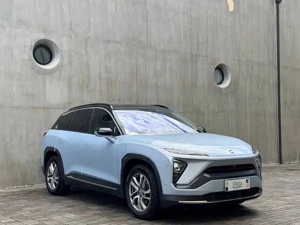 NIO ES6 2021