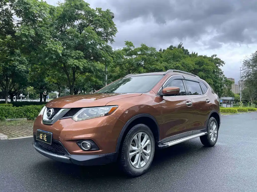 Nissan X-Trail 2015