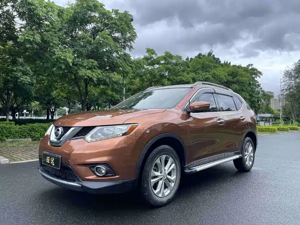 Nissan X-Trail 2015