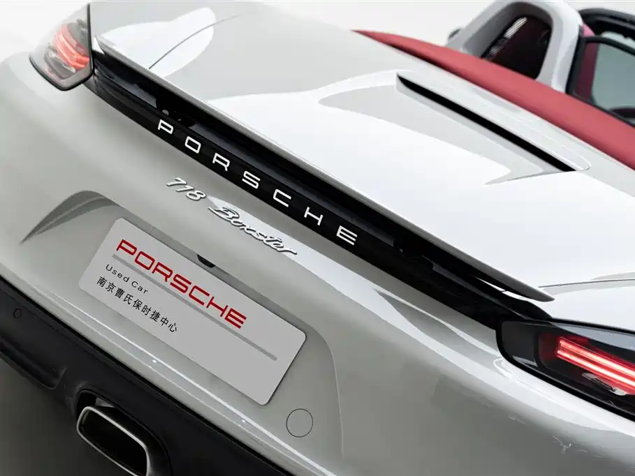 Porsche 718 2025 — фото 8