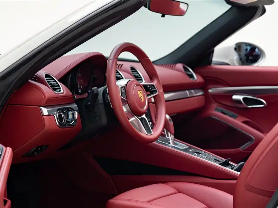 Porsche 718 2025 — фото 10