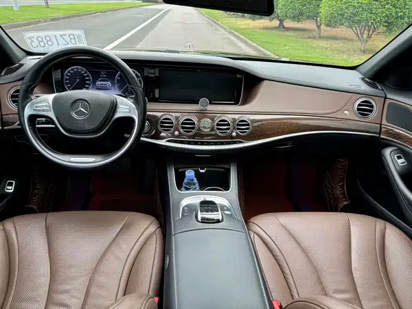 Mercedes-Benz S-Class 2015