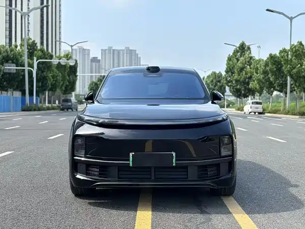 Li Auto L8 2024