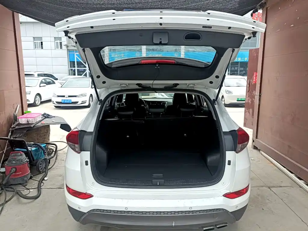 Hyundai Tucson 2016 — фото 19