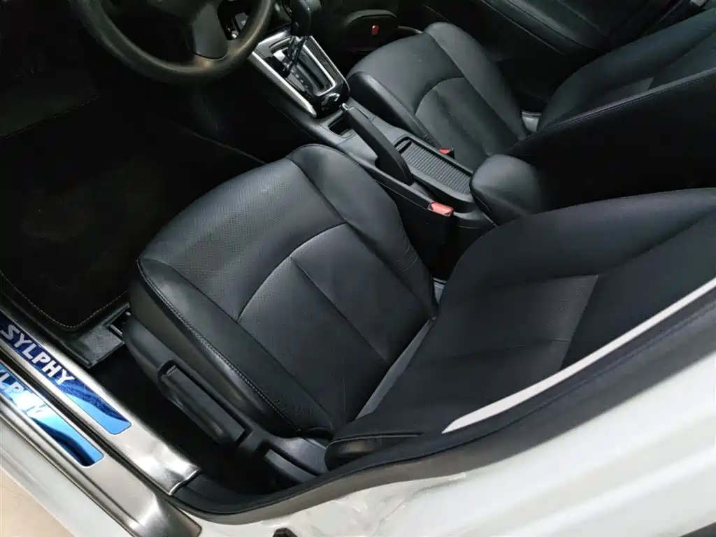 Nissan Sylphy 2017 — фото 15