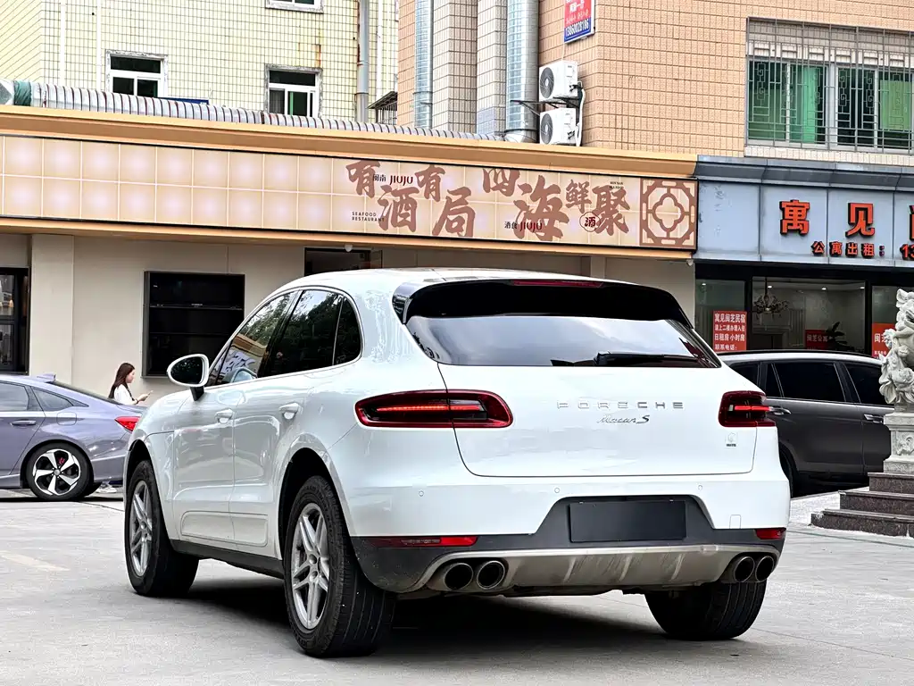 Porsche Macan 2018 — фото 6
