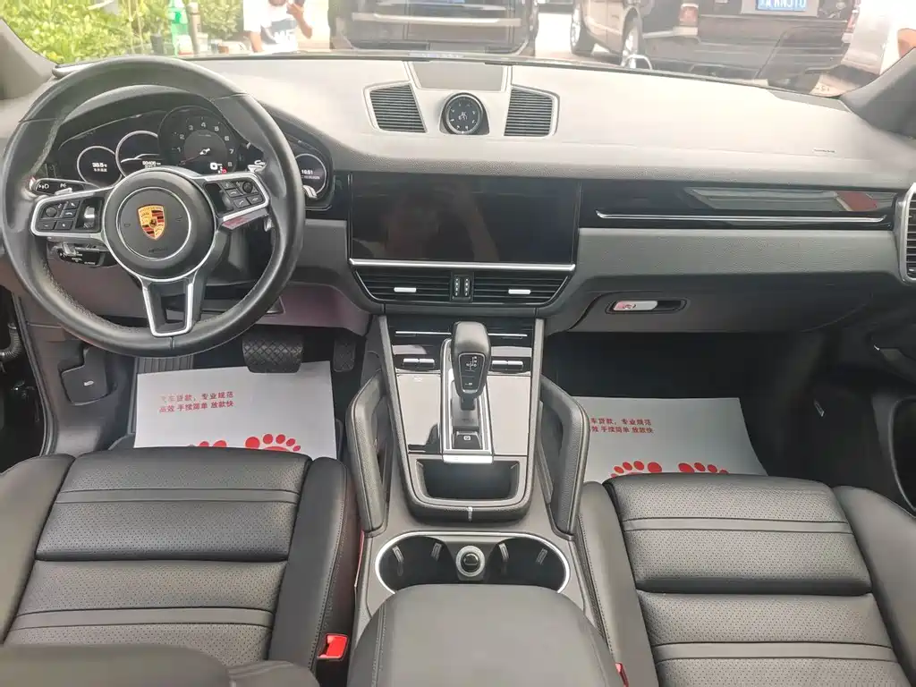 Porsche Cayenne 2020 — фото 9