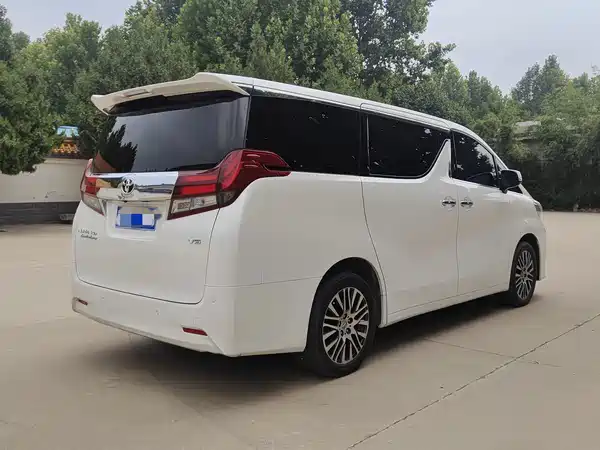Toyota Alphard 2018