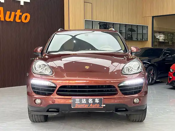 Porsche Cayenne 2014
