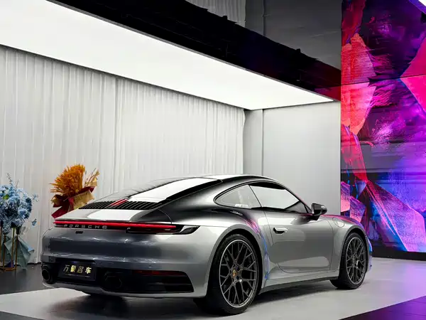 Porsche 911 2022