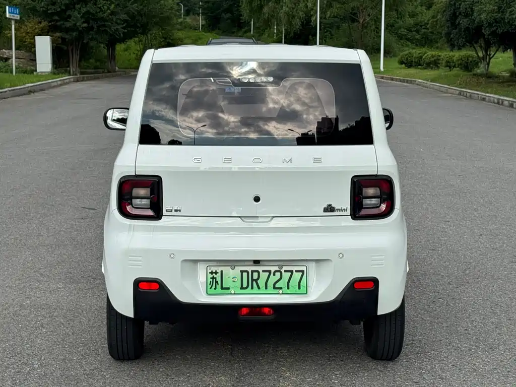 Geely Galaxy Panda 2023 — фото 13
