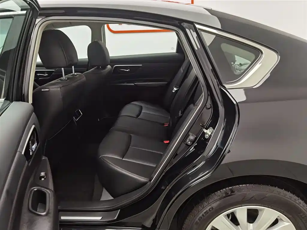 Nissan Teana 2018 — фото 15