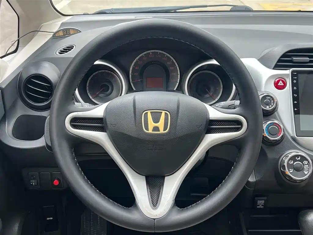 Honda Fit 2012 — фото 7