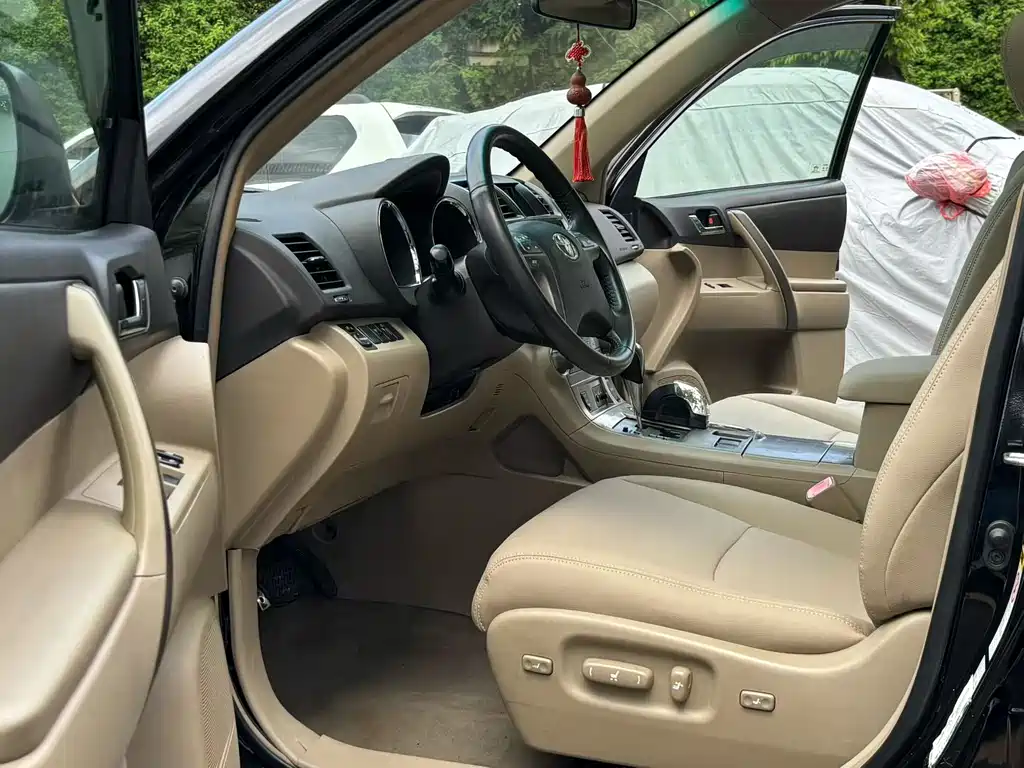 Toyota Highlander 2011