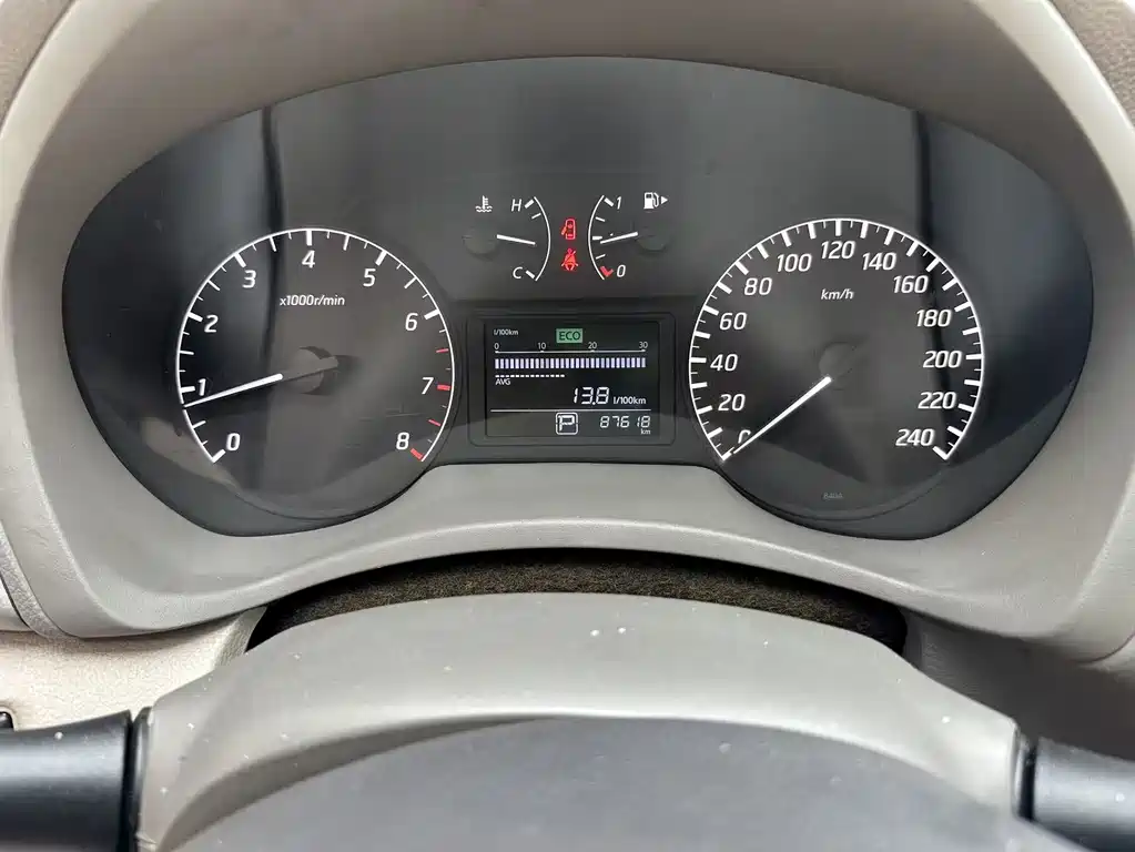 Nissan Sylphy 2014 — фото 13