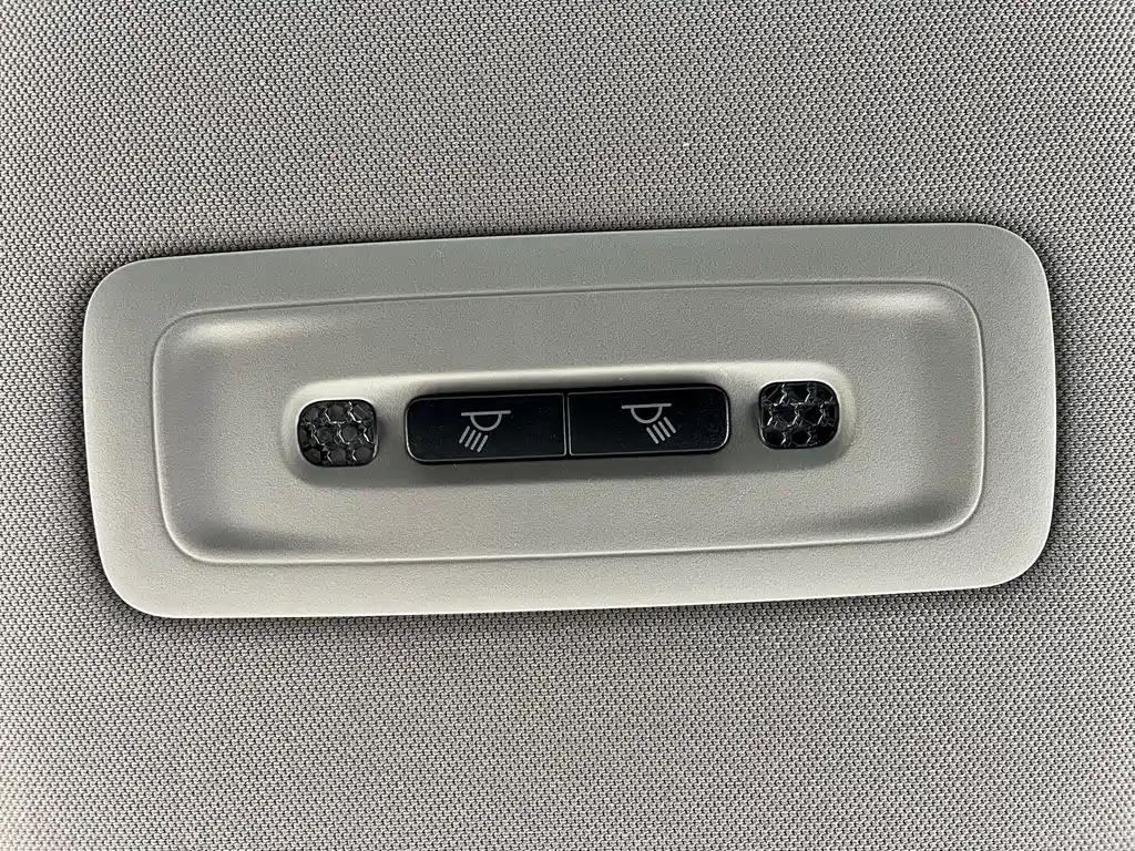 Toyota Camry 2020 — фото 26