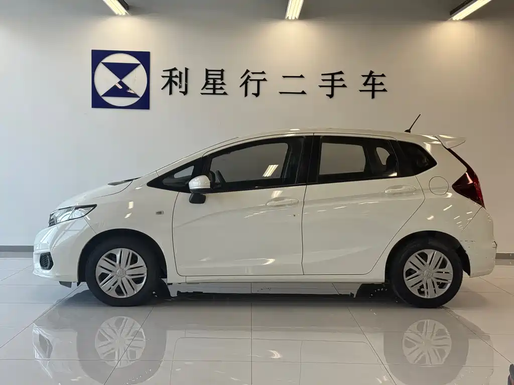 Honda Fit 2019 — фото 3