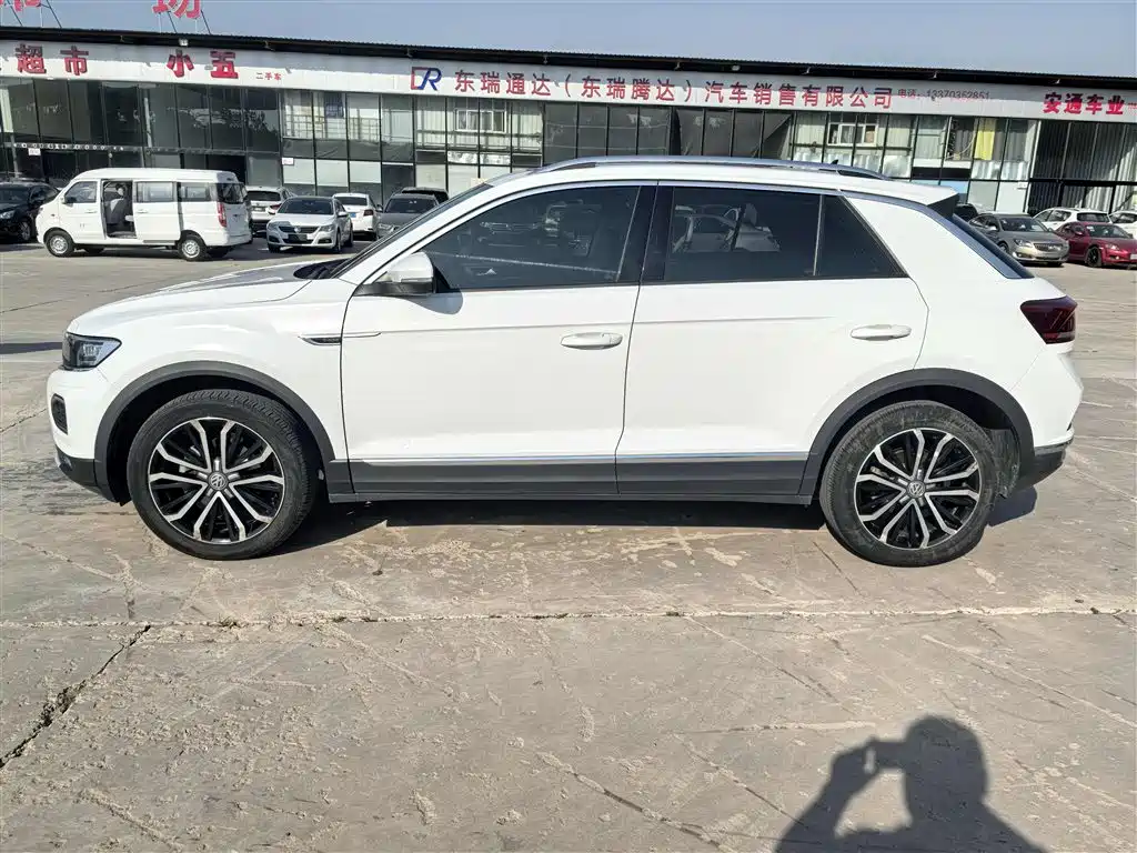 Volkswagen T-Roc 2019 — фото 16