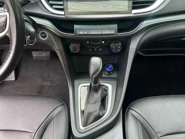 Buick Excelle 2018 — фото 10