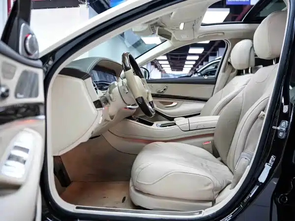 Mercedes-Benz S-Class 2020