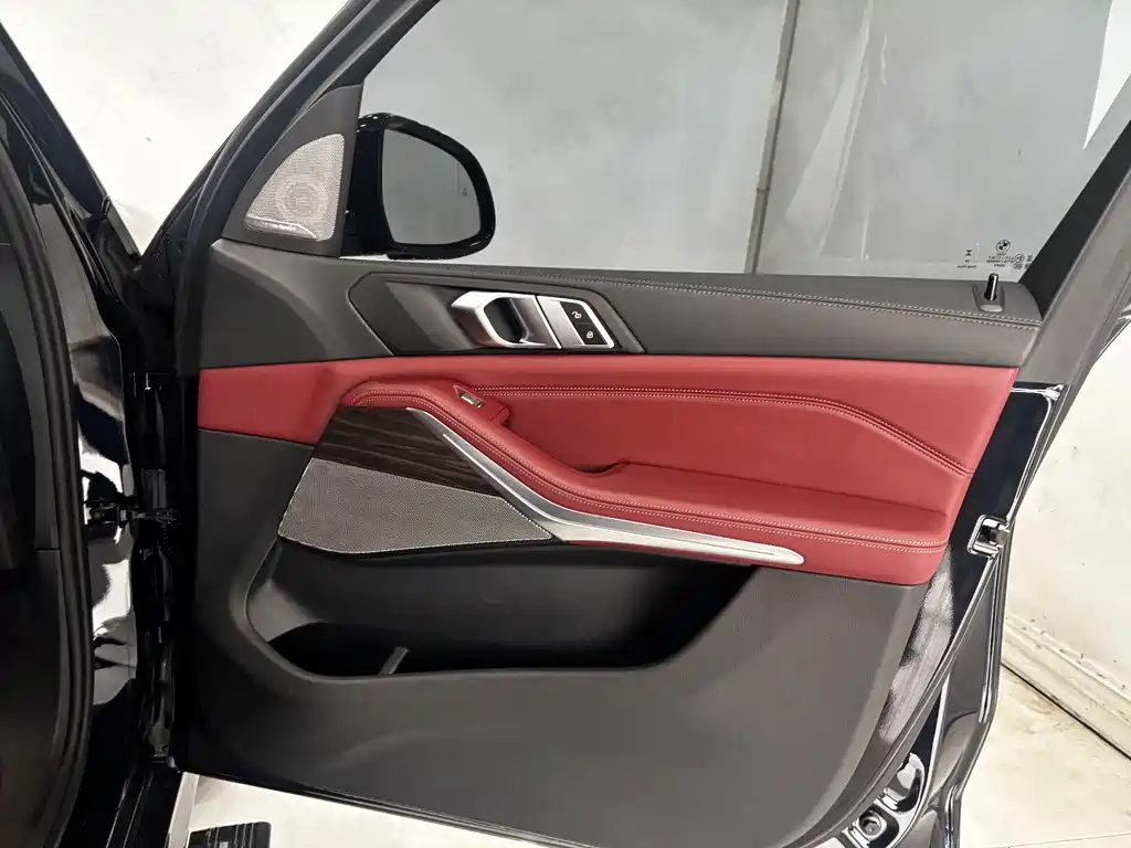 BMW X5 2025 — фото 27