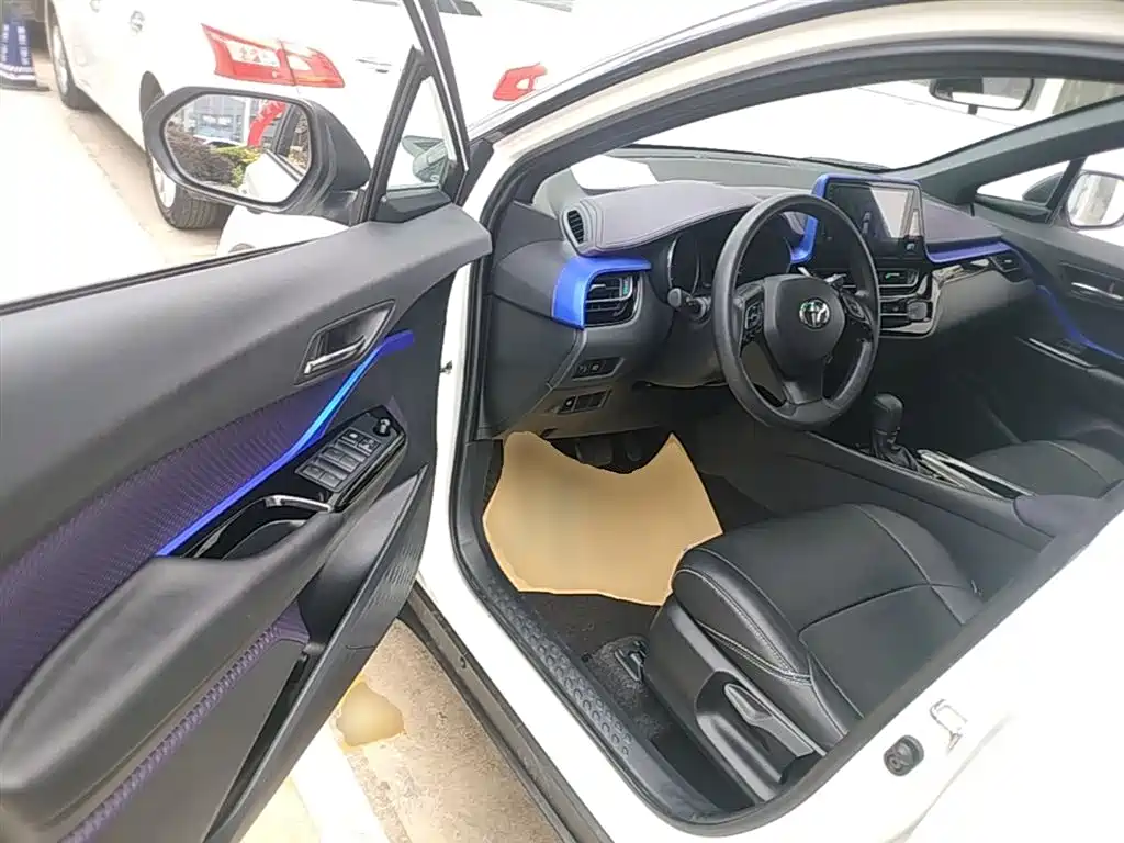 Toyota IZOA 2021 — фото 16
