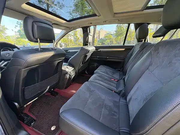 Mercedes-Benz R-Class 2016