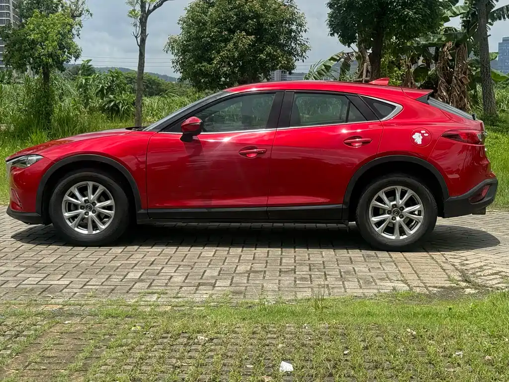 Mazda CX-4 2017 — фото 3