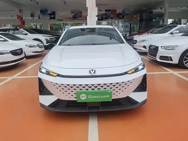 Changan UNI-V 2024