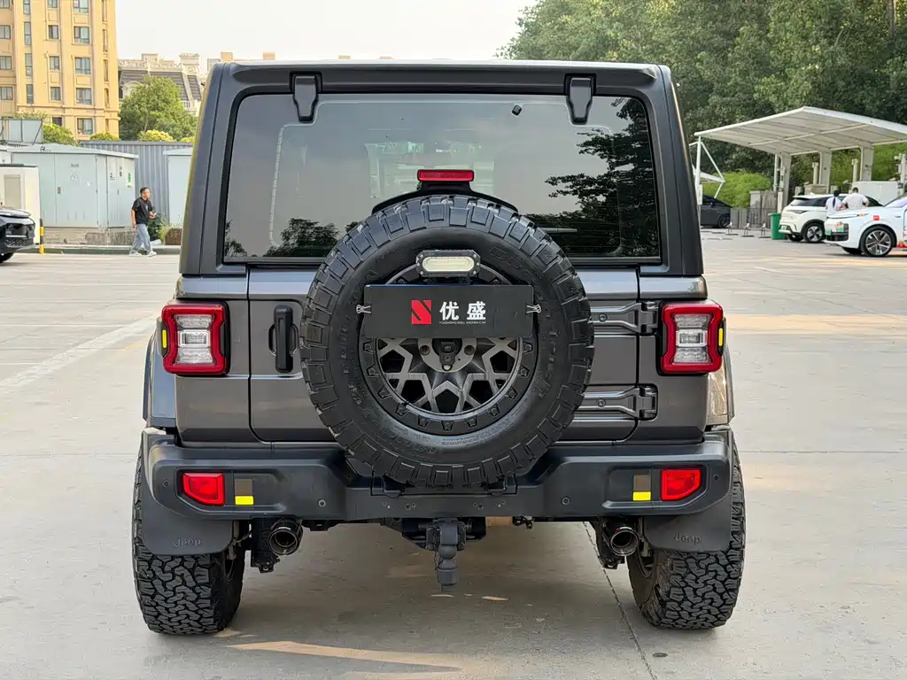 Jeep Wrangler 2020 — фото 7