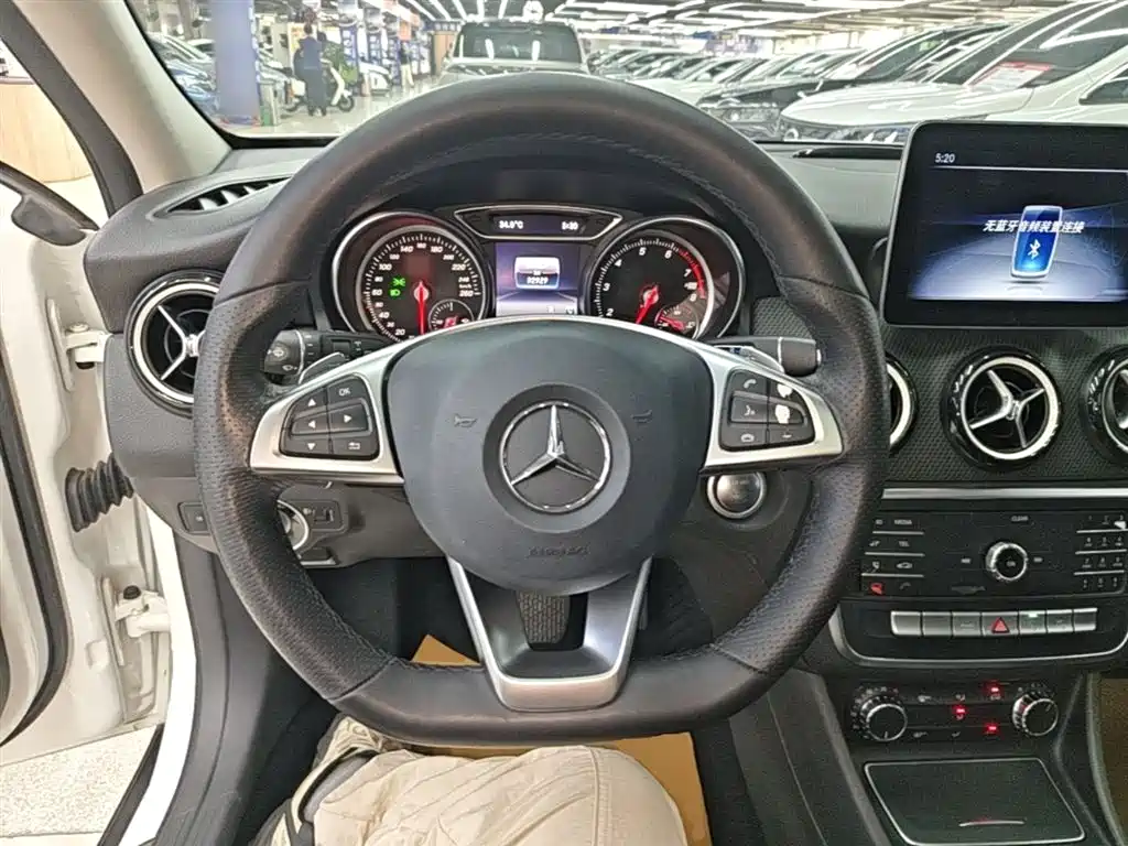Mercedes-Benz GLA 2019 — фото 11