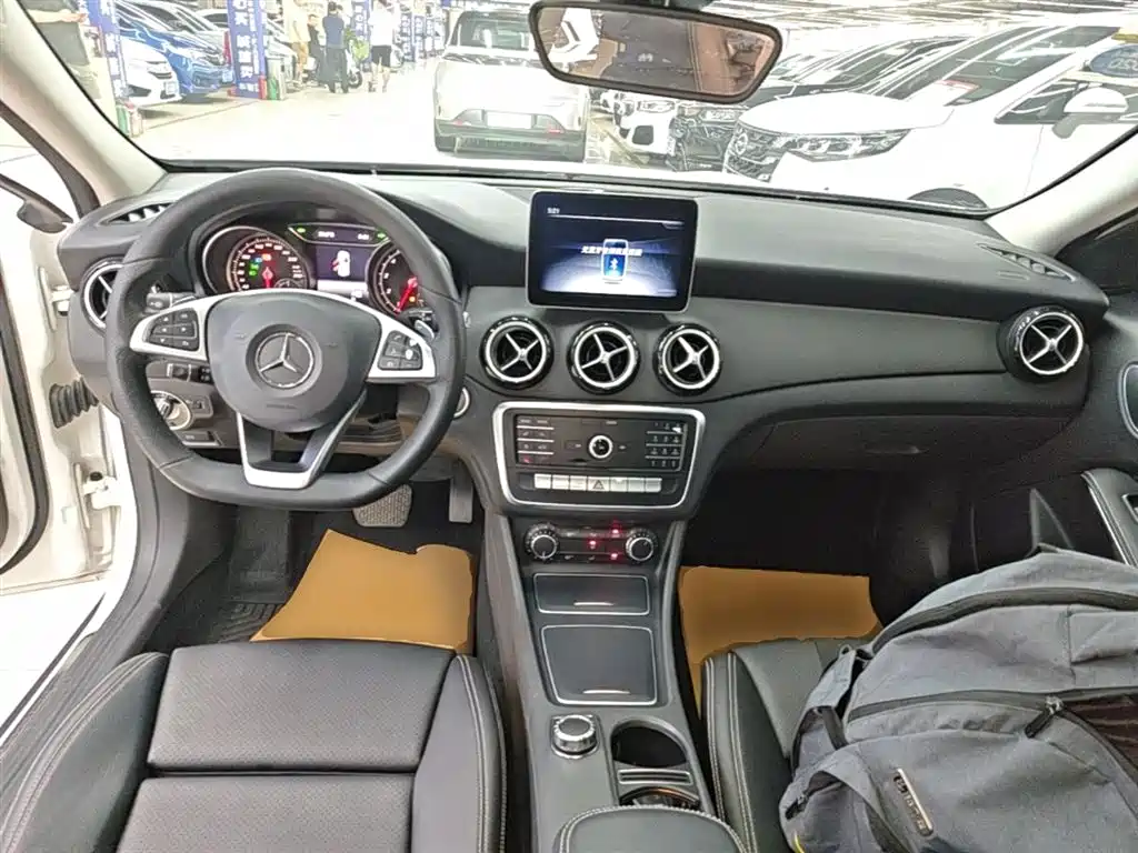 Mercedes-Benz GLA 2019 — фото 10