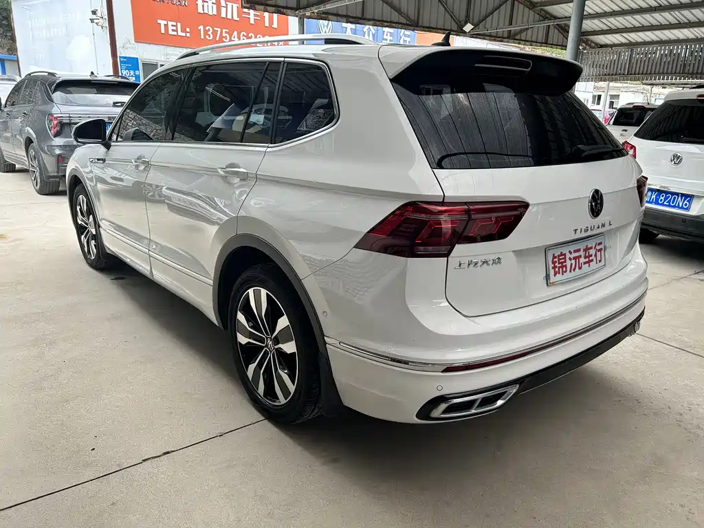 Volkswagen Tiguan L 2022 — фото 9