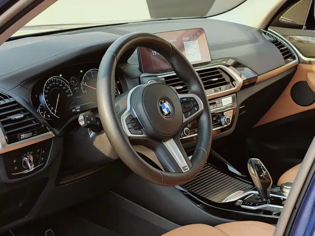 BMW X3 2018 — фото 11