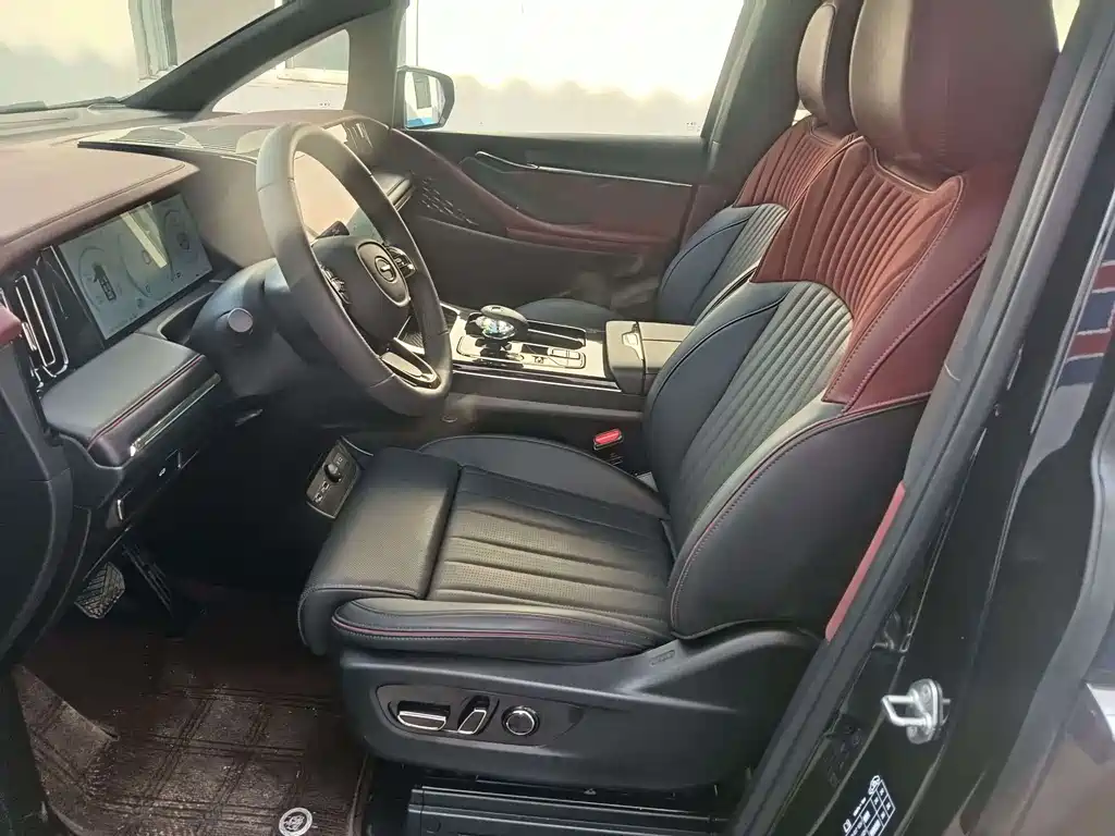 GAC Motor Trumpchi M8 2025 — фото 6