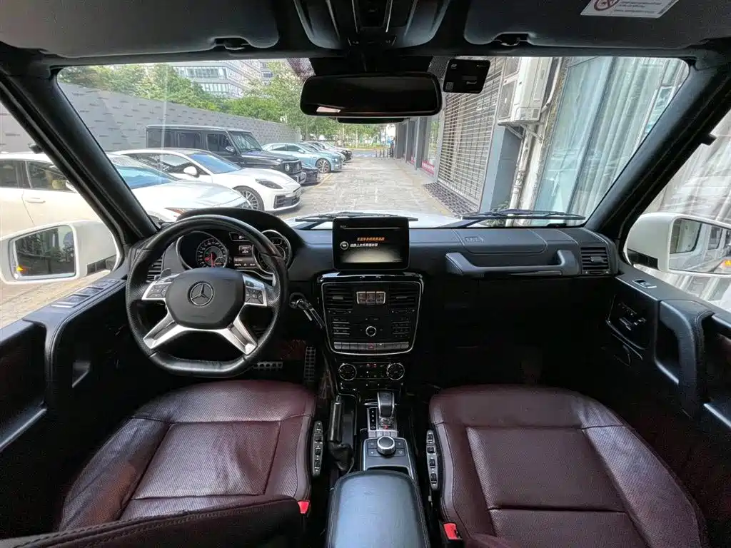 Mercedes-Benz G-Class AMG 2017 — фото 23