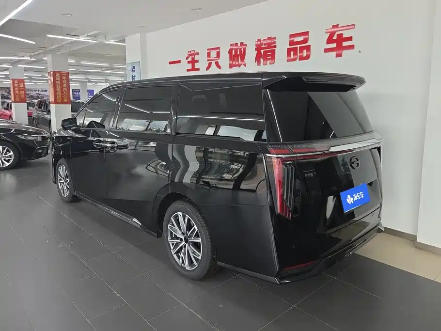 GAC Trumpchi M8 2025 — фото 3