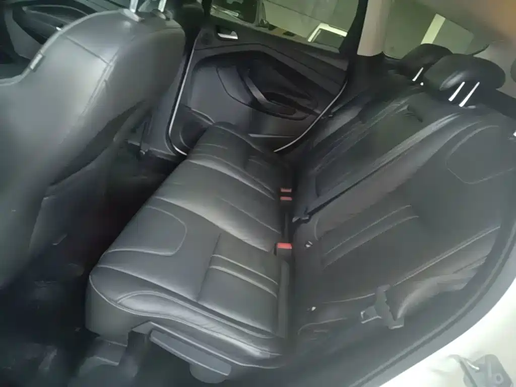 Ford Kuga 2014 — фото 17