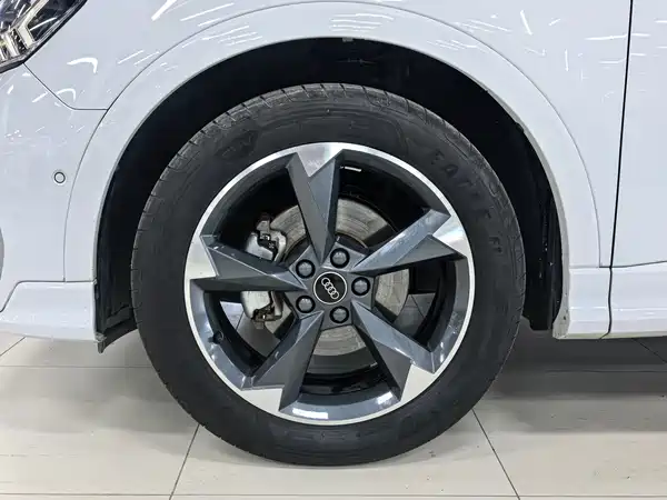Audi Q3 2023