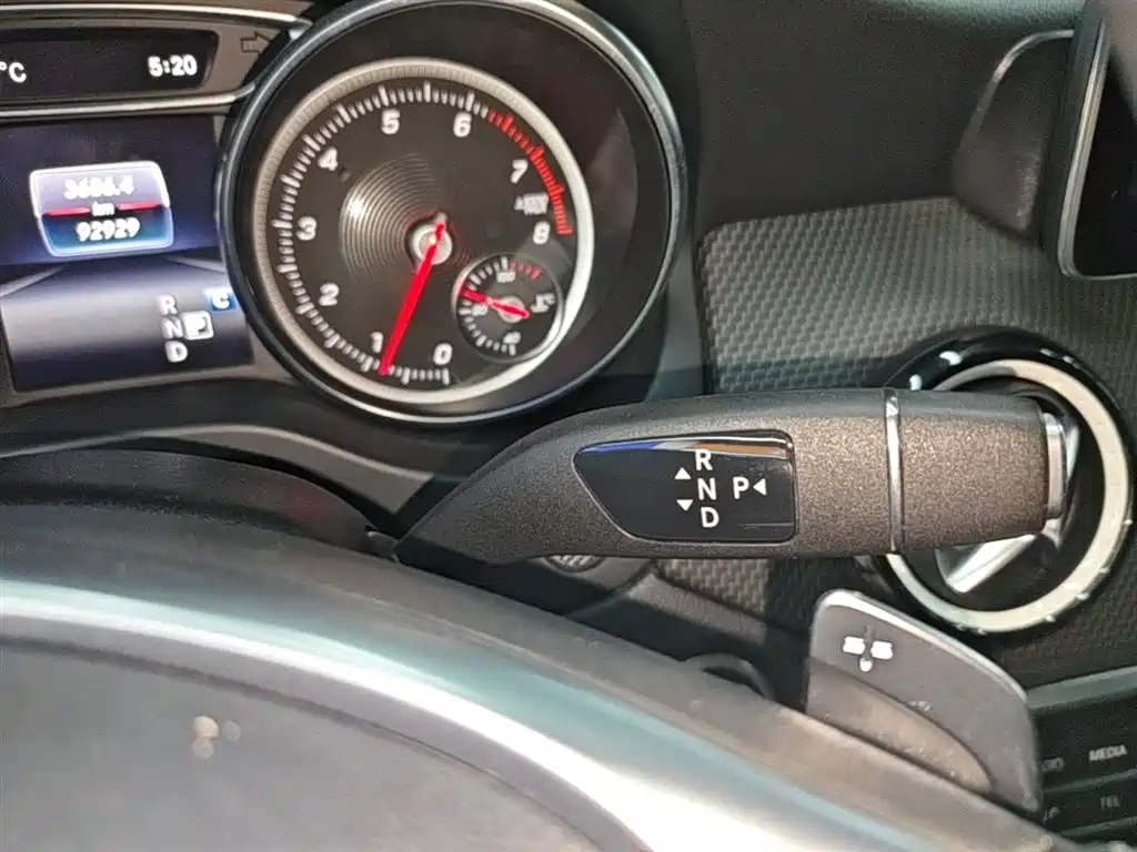 Mercedes-Benz GLA 2019 — фото 14