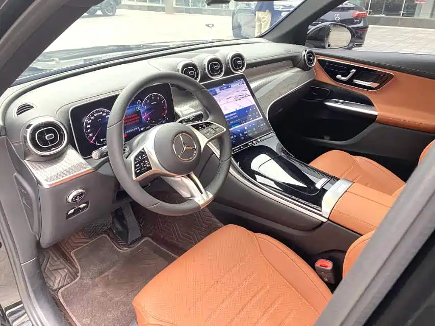 Mercedes-Benz GLC 2023 — фото 4
