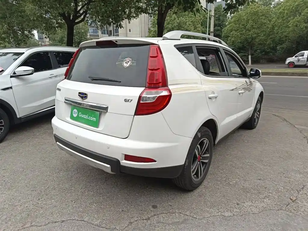 Geely GX7 2015 — фото 7