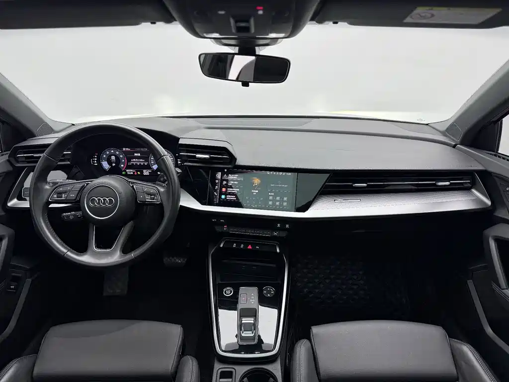 Audi A3 2021 — фото 13