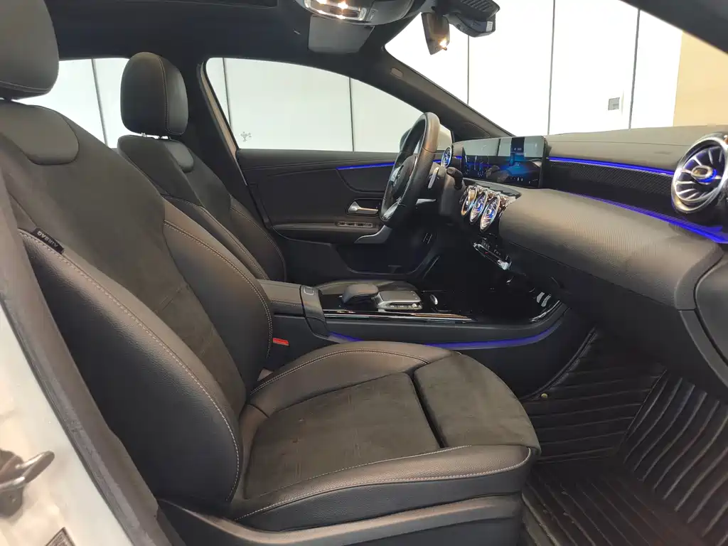 Mercedes-Benz A-Class 2020 — фото 10