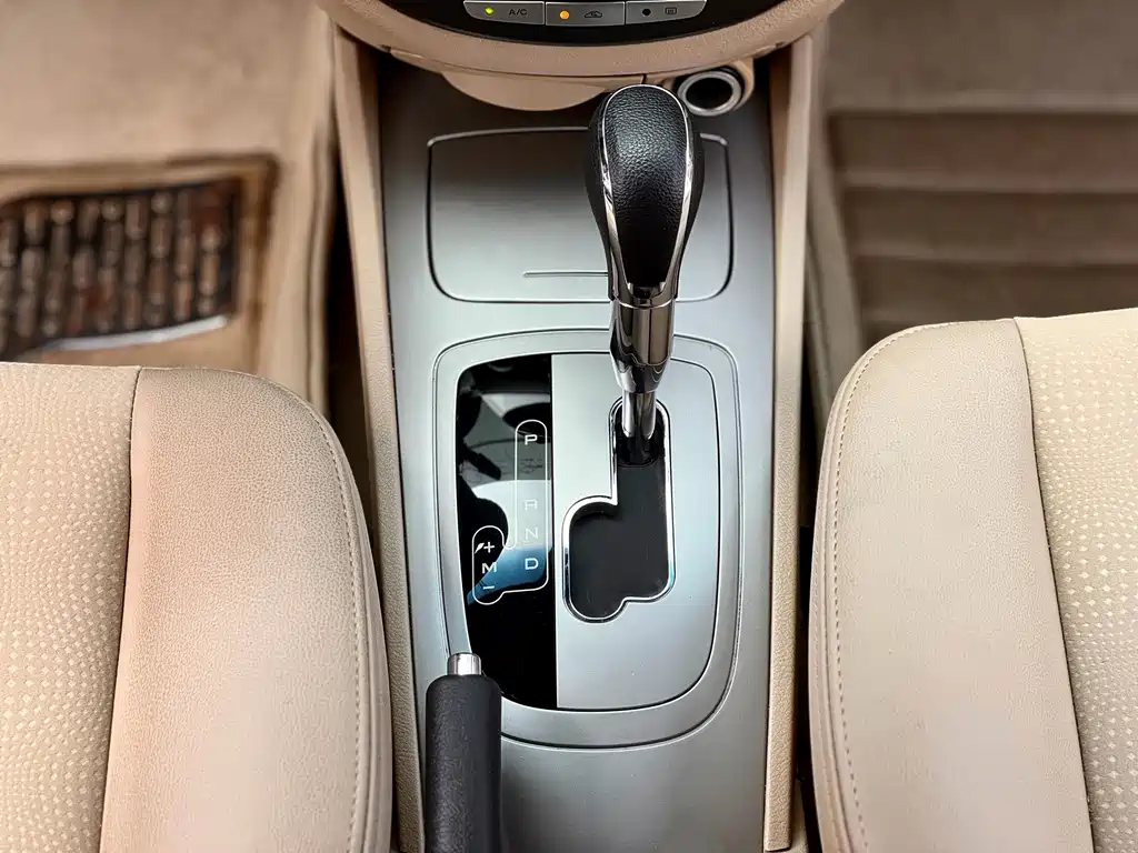 Buick Excelle 2014 — фото 14